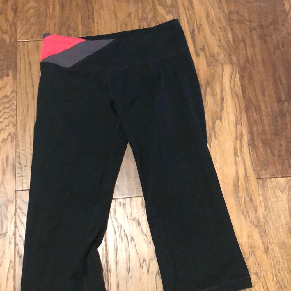 Medium Under Armour workout capris
